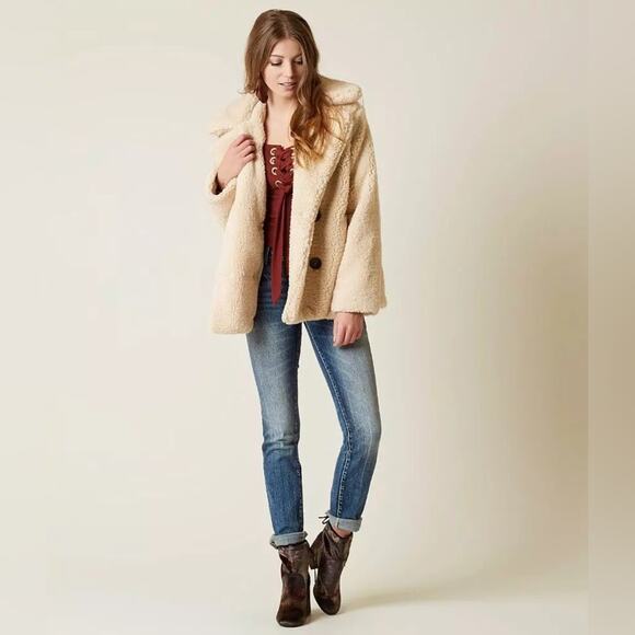 Free People Jackets & Blazers - Free People Notched Teddy Peacoat in Oatmeal